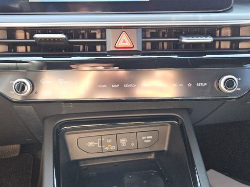 Used 2025 Kia K5 GT-Line w/ GT-Line Premium Package FWD image 19