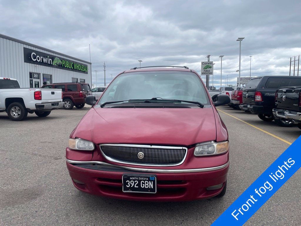 Used 1997 Chrysler Town & Country SX FWD image 3