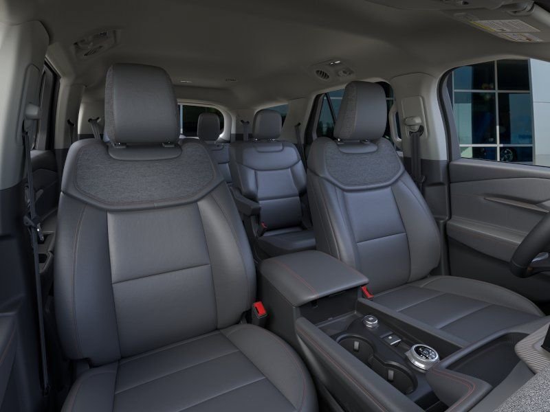 New 2026 Ford Explorer Active w/ Active Comfort Package RWD image 36