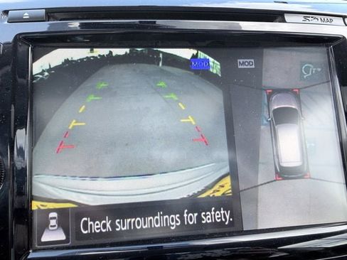 Certified 2017 Nissan Murano SV w/ Premium Plus Package image 11