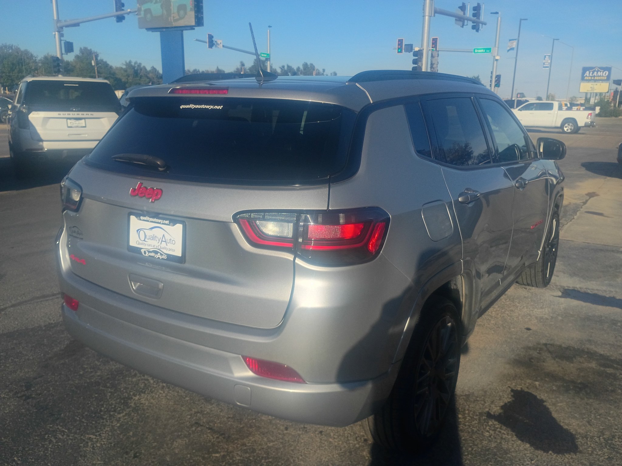 Used 2023 Jeep Compass Limited w/ Elite Group for (Red) Edition AWD/4WD image 6