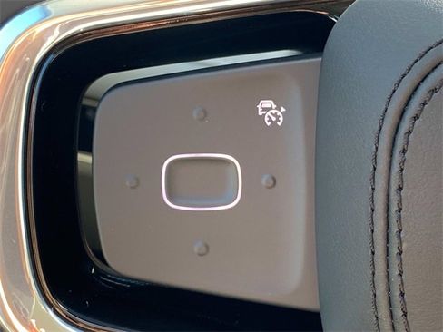 New 2026 Lincoln Nautilus Premier image 16