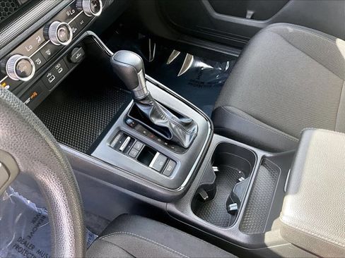 Used 2023 Honda CR-V EX image 15