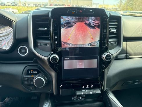New 2026 RAM 1500 4x4 Crew Cab image 14