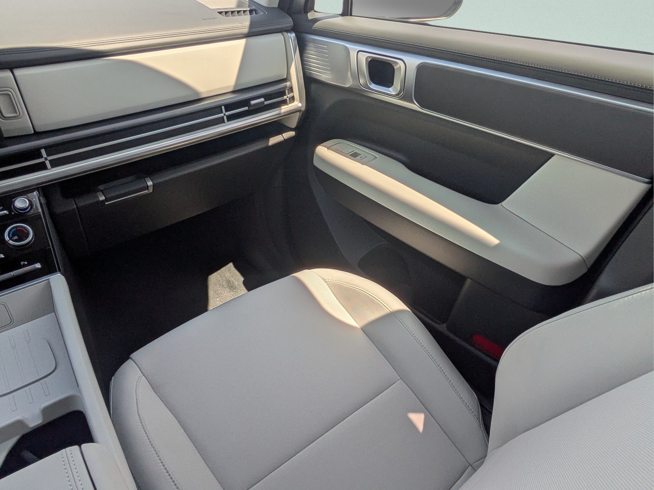 New 2027 Hyundai Santa Fe SE FWD image 21