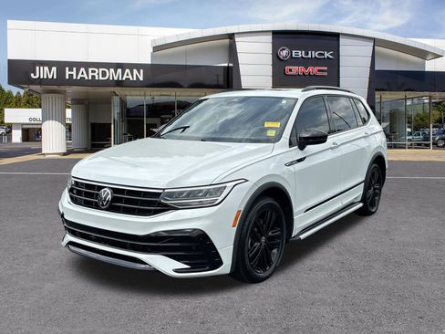 Used 2022 Volkswagen Tiguan SE R-Line FWD image 3