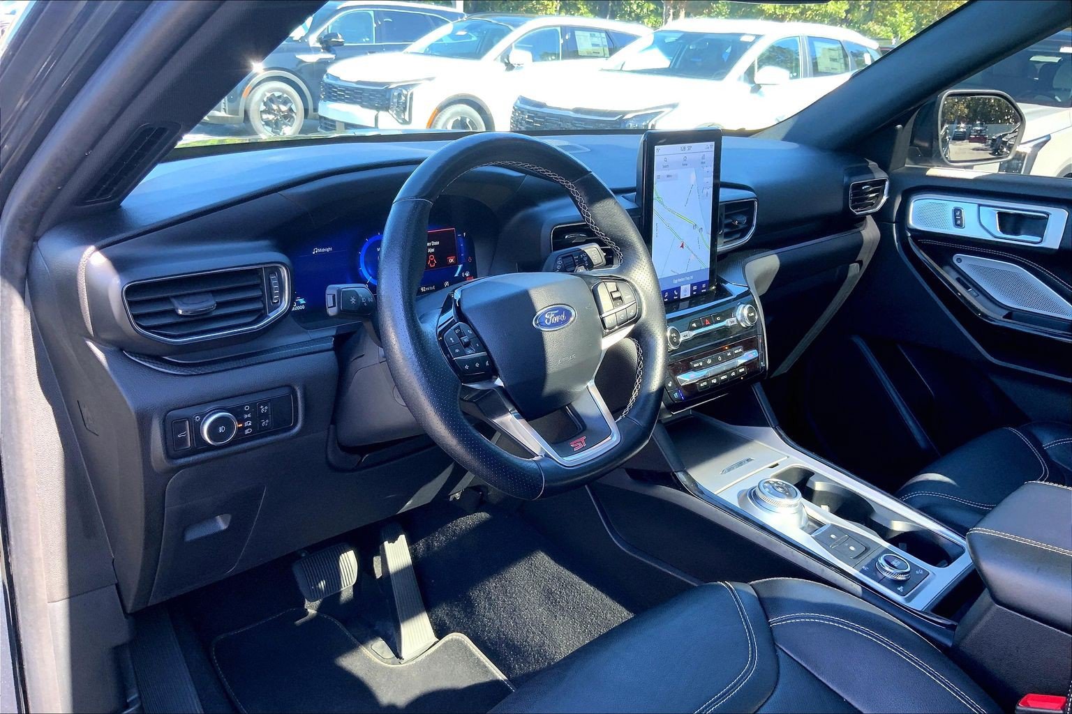 Used 2023 Ford Explorer ST w/ Equipment Group 401A AWD/4WD image 17