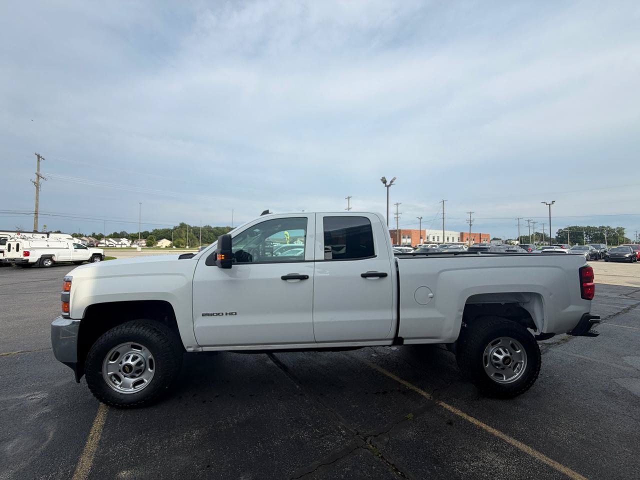 Used 2019 Chevrolet Silverado 2500 W/T AWD/4WD image 6