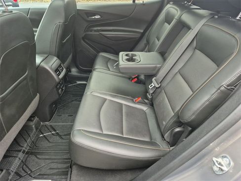 Used 2018 Chevrolet Equinox Premier image 31