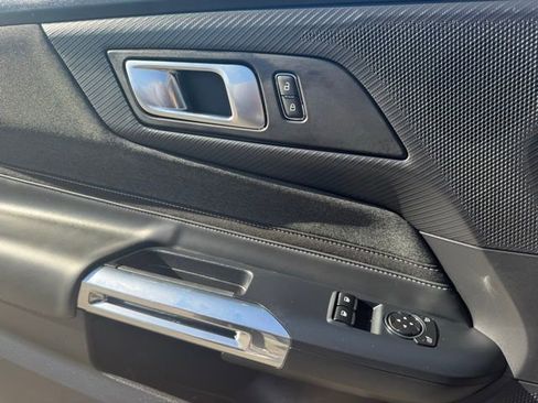 Used 2024 Ford Mustang Coupe image 14