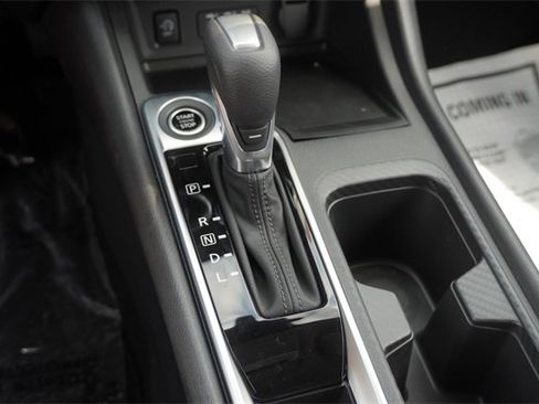 Used 2025 Nissan Sentra SV image 24