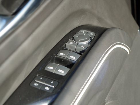 Used 2023 Cadillac Escalade Premium Luxury Platinum image 23