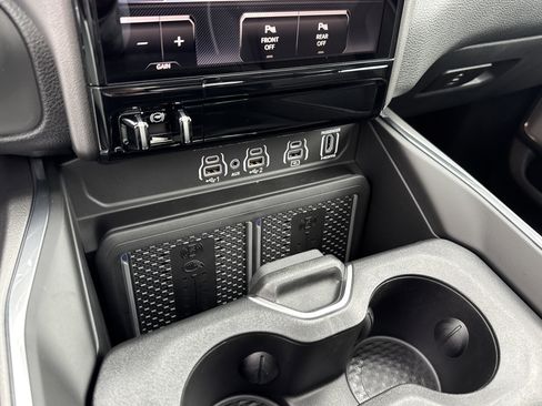 New 2026 RAM 1500 Laramie w/ Night Edition image 34