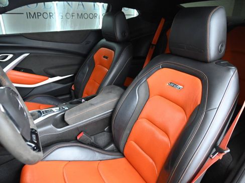 Used 2018 Chevrolet Camaro SS w/ Hot Wheels Edition RWD image 21