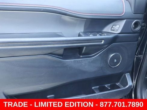 Used 2021 Ford Expedition Limited RWD image 11