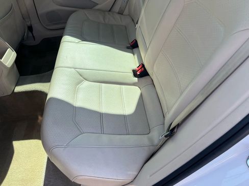 Used 2015 Volkswagen Passat 1.8T S image 19