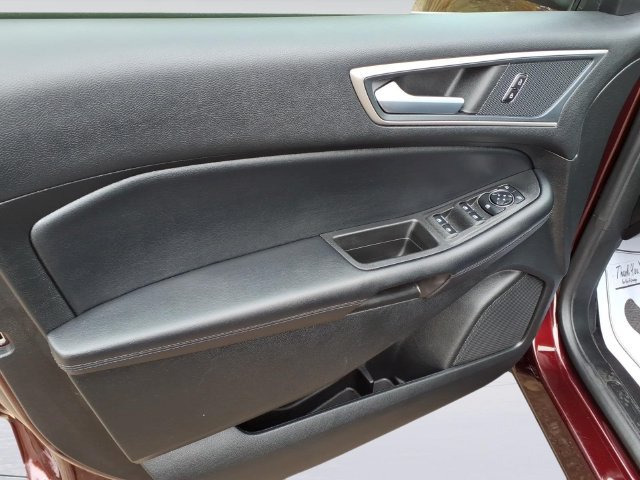 Used 2024 Ford Edge SEL w/ Convenience Package AWD/4WD image 11
