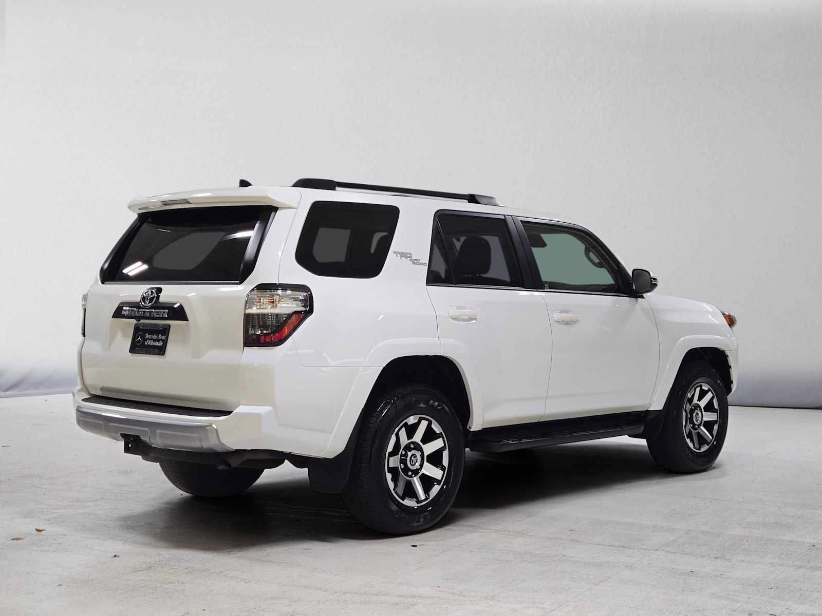 Used 2021 Toyota 4Runner TRD Off-Road Premium w/ Moonroof Package AWD/4WD image 3