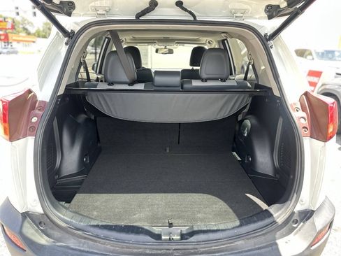 Used 2013 Toyota RAV4 Limited FWD image 19
