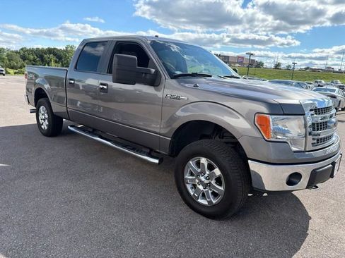 Used 2014 Ford F150 XLT w/ Equipment Group 302A Luxury AWD/4WD image 11