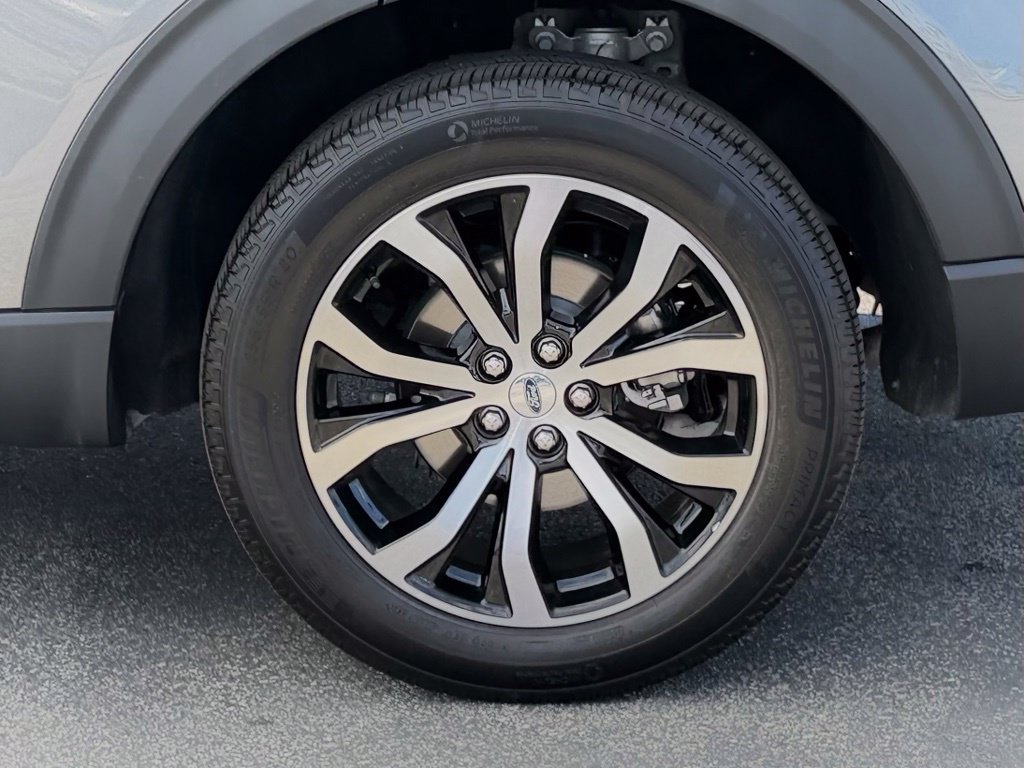 Certified 2025 Ford Explorer ST-Line AWD/4WD image 12