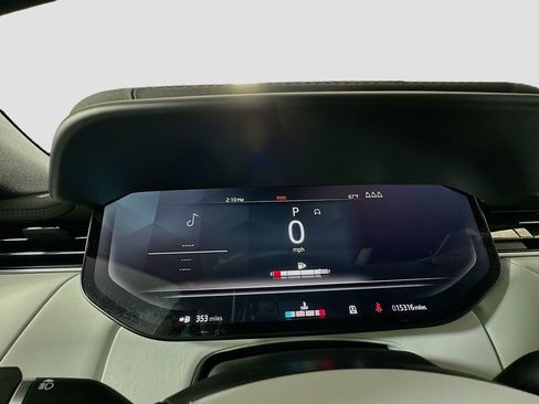 Used 2023 Land Rover Range Rover Sport SE image 13