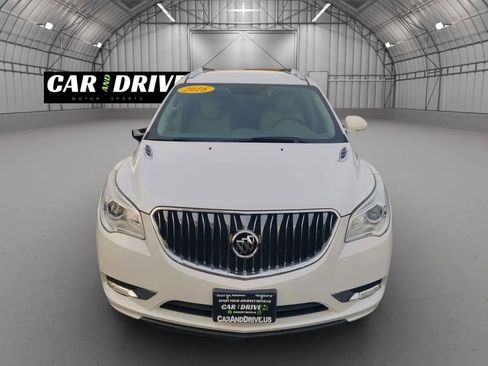Used 2016 Buick Enclave Leather image 2
