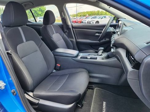 Used 2025 Nissan Sentra SV FWD image 20