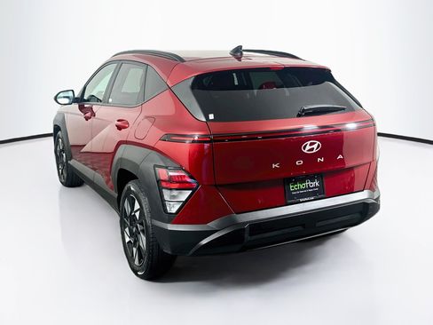 Used 2025 Hyundai Kona SEL FWD image 5