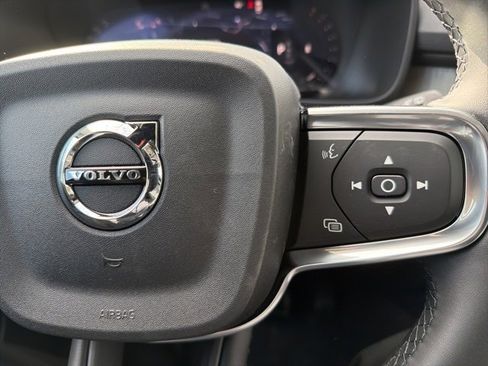 New 2026 Volvo XC40 B5 Ultra w/ Protection Package Premier image 18