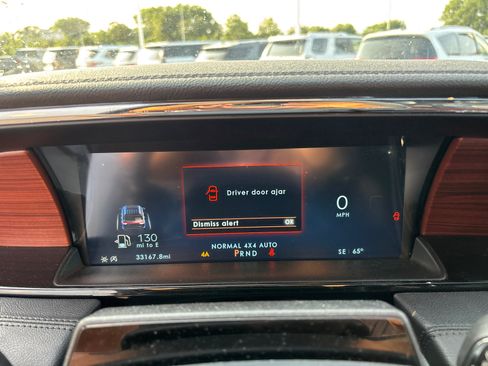 Certified 2023 Lincoln Navigator Reserve AWD/4WD image 15