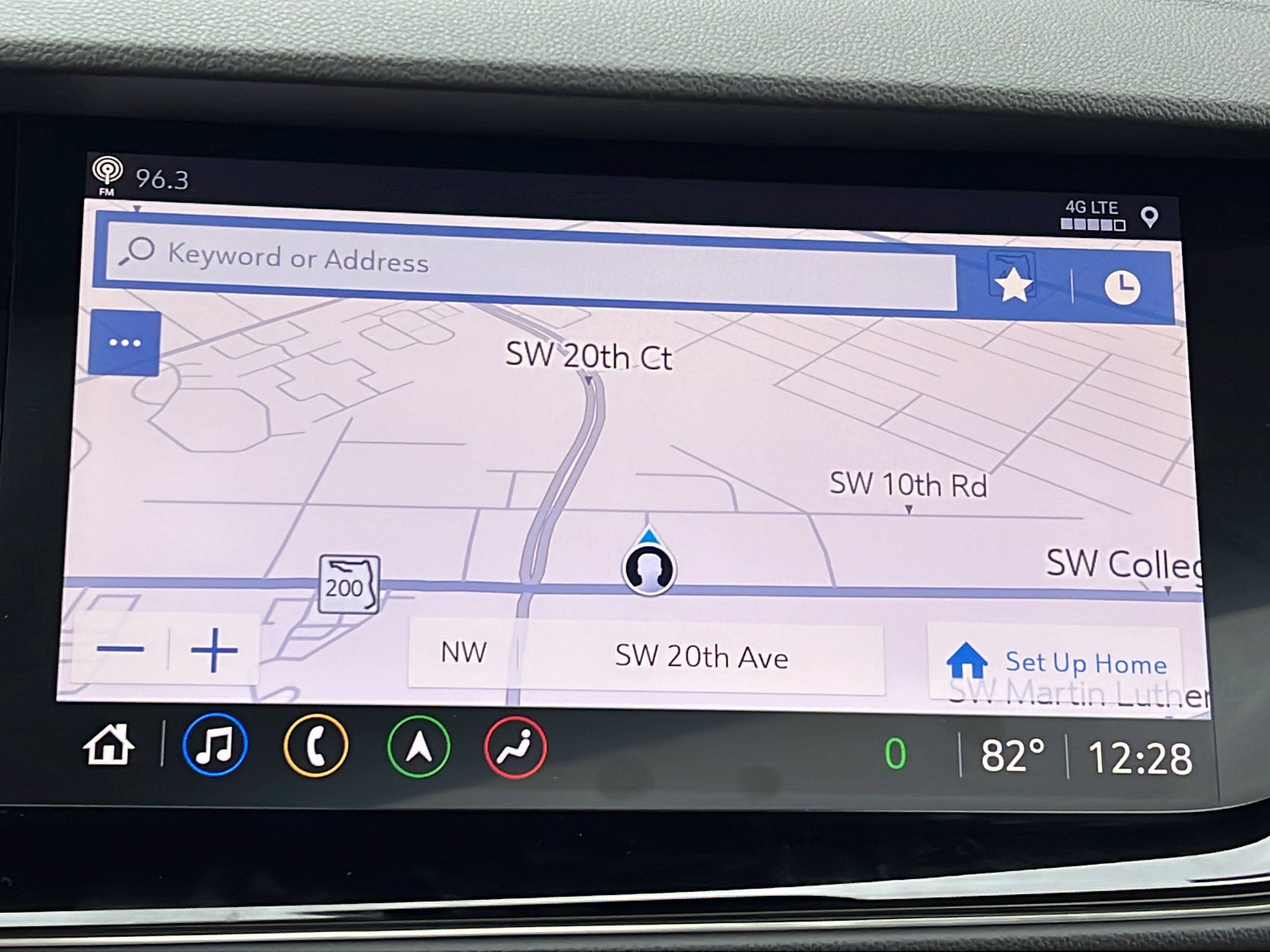 Used 2021 Buick Envision Avenir AWD/4WD image 17