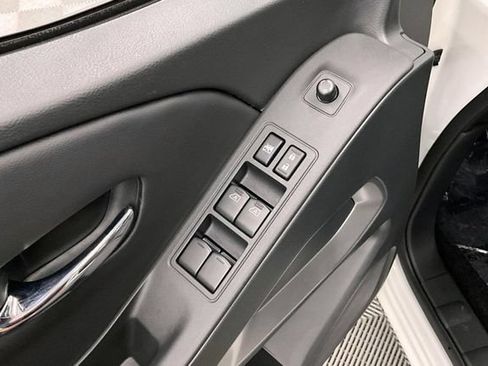 New 2026 Nissan Frontier SV w/ SV Convenience Package RWD image 33