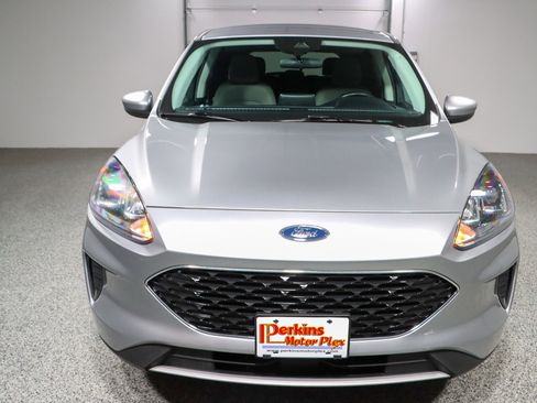 Used 2021 Ford Escape SE w/ Cold Weather Package image 4