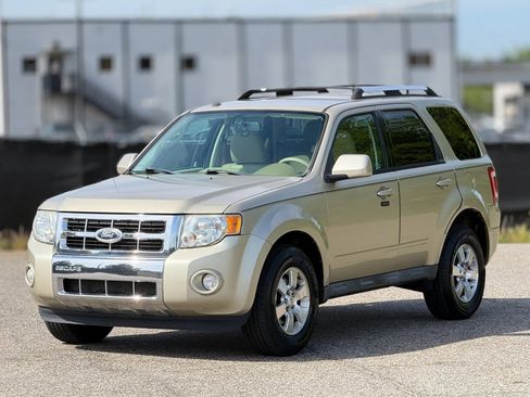 Used 2010 Ford Escape Limited image 6