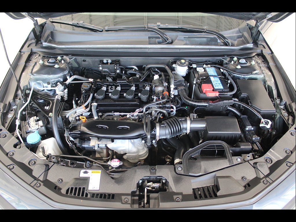 Certified 2024 Honda Accord EX image 32