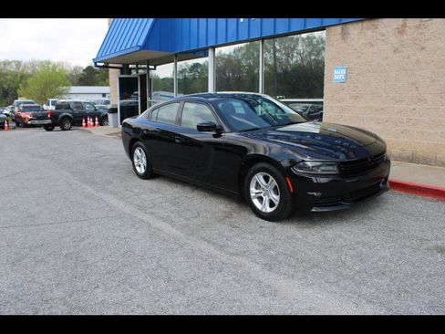 Used 2021 Dodge Charger SXT w/ Leather Interior Group image 1