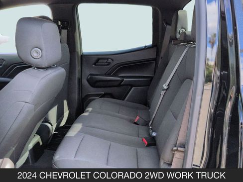 Used 2024 Chevrolet Colorado W/T image 15
