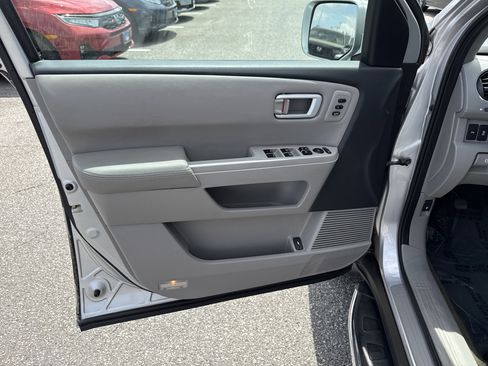 Used 2015 Honda Pilot Touring image 14