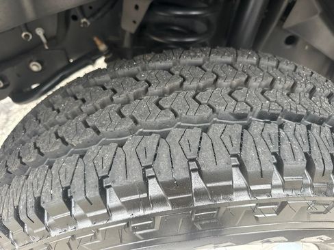 Used 2024 RAM 2500 Laramie w/ Safety Group AWD/4WD image 39