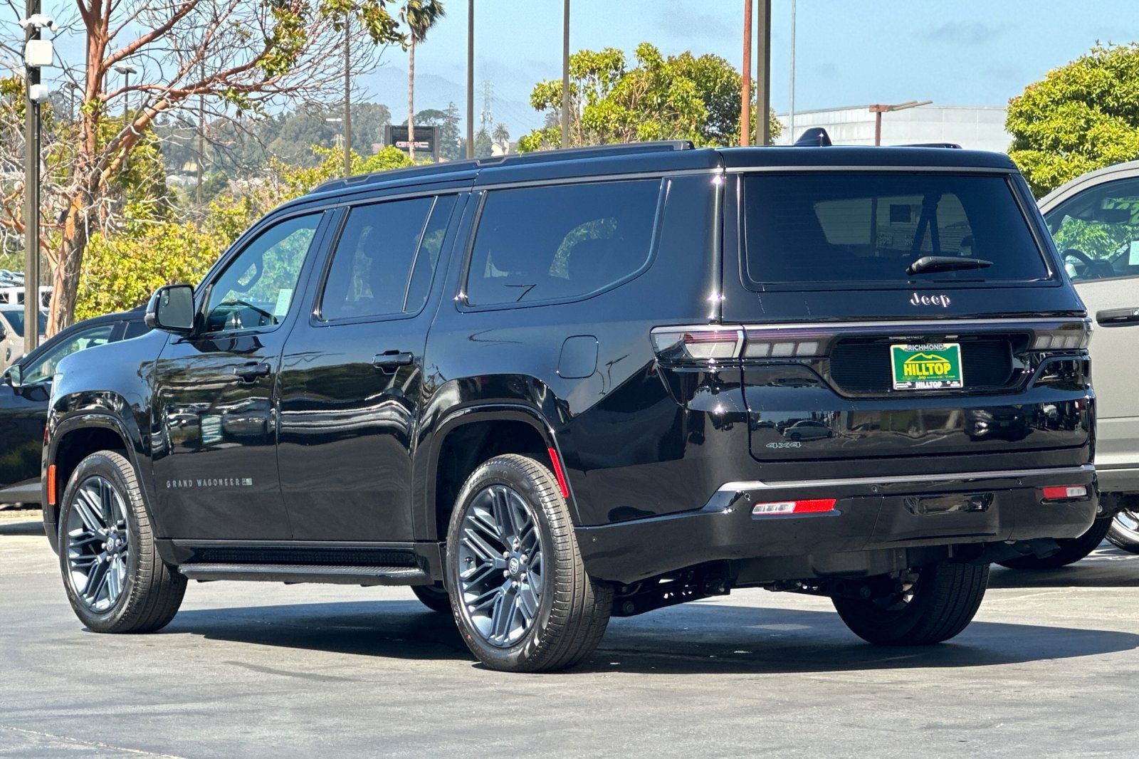 New 2026 Jeep Grand Wagoneer L 4WD image 6