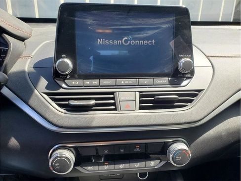 Used 2020 Nissan Altima 2.5 SR FWD image 22