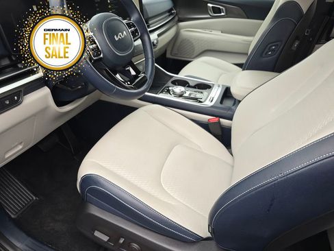 Certified 2025 Kia Carnival SX image 15
