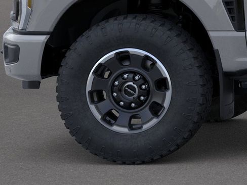 New 2025 Ford F250 Platinum w/ Tremor Off-Road Package image 19