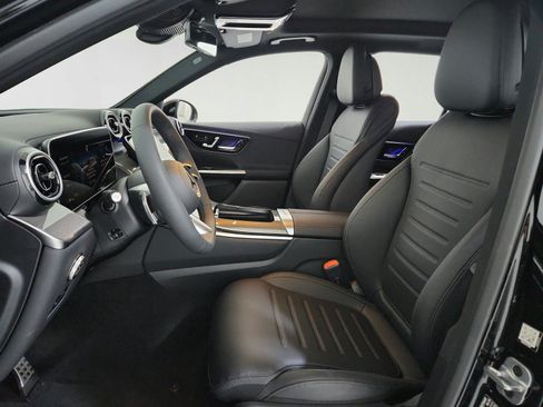 Used 2026 Mercedes-Benz GLC 300 image 17