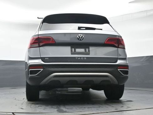 Used 2022 Volkswagen Taos SE FWD image 30