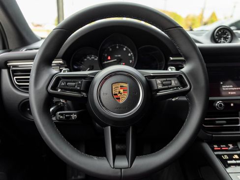 New 2026 Porsche Macan image 26