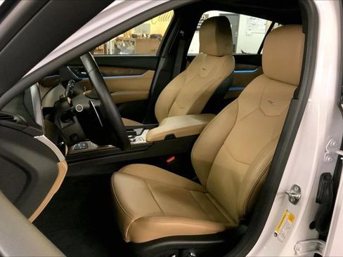 New 2025 Cadillac CT5 Premium Luxury image 25