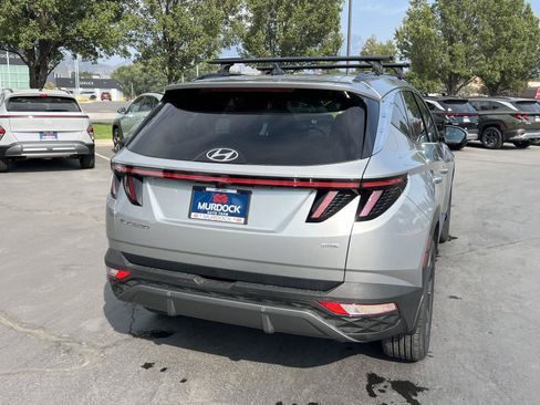 Certified 2023 Hyundai Tucson Limited AWD/4WD image 8