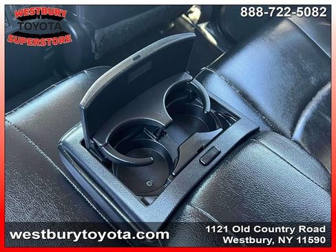Used 2018 Toyota 4Runner SR5 AWD/4WD image 15